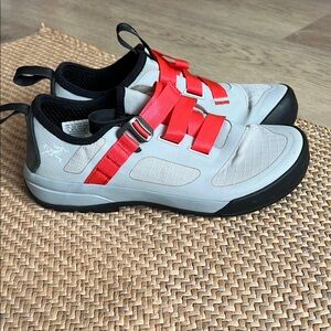 Arc'teryx Kids Sneakers - Red and Gray